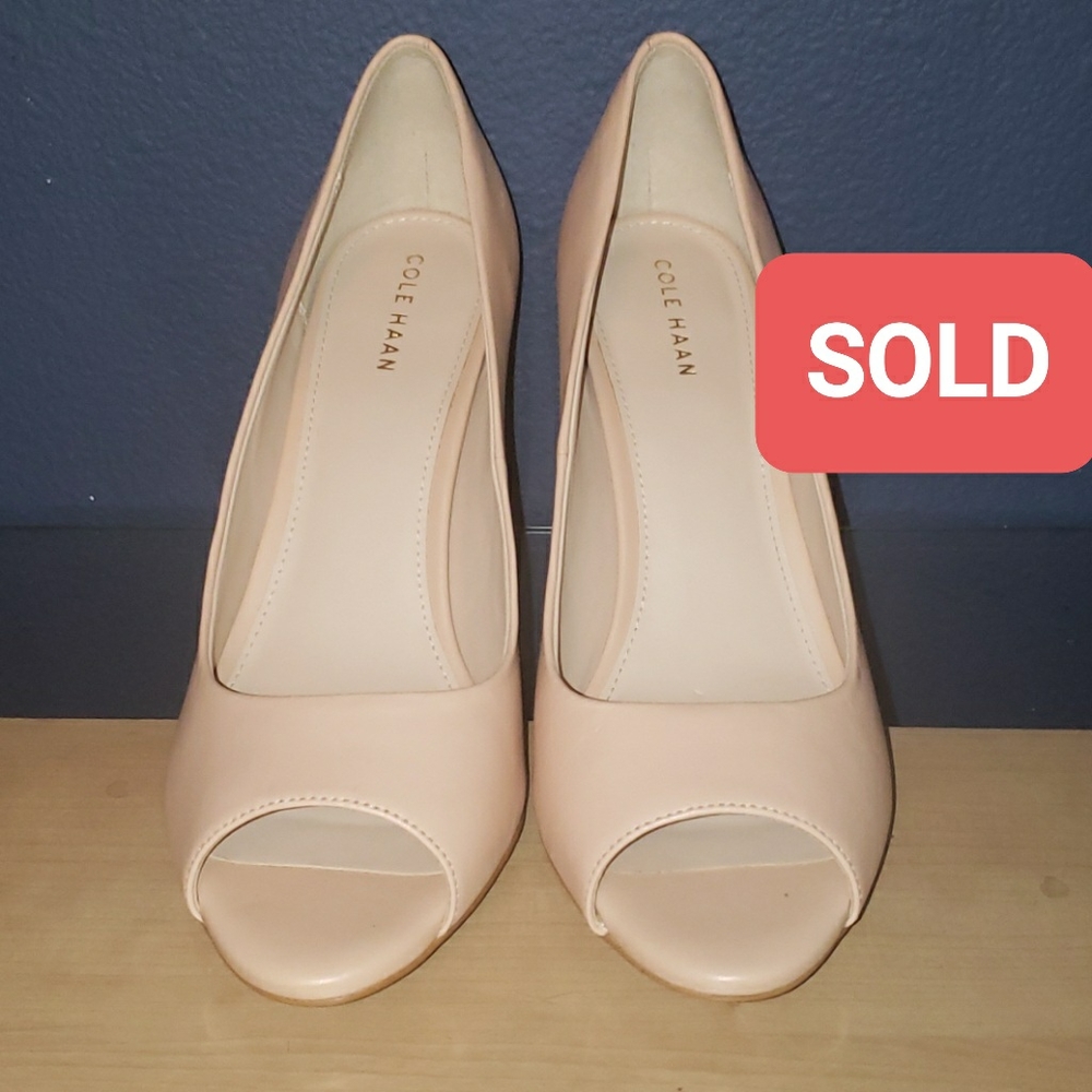 Short peep toe heels.